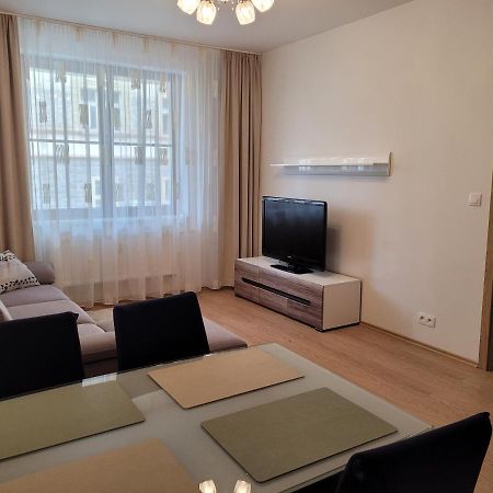Apartment Svahova Karlovy Vary Esterno foto